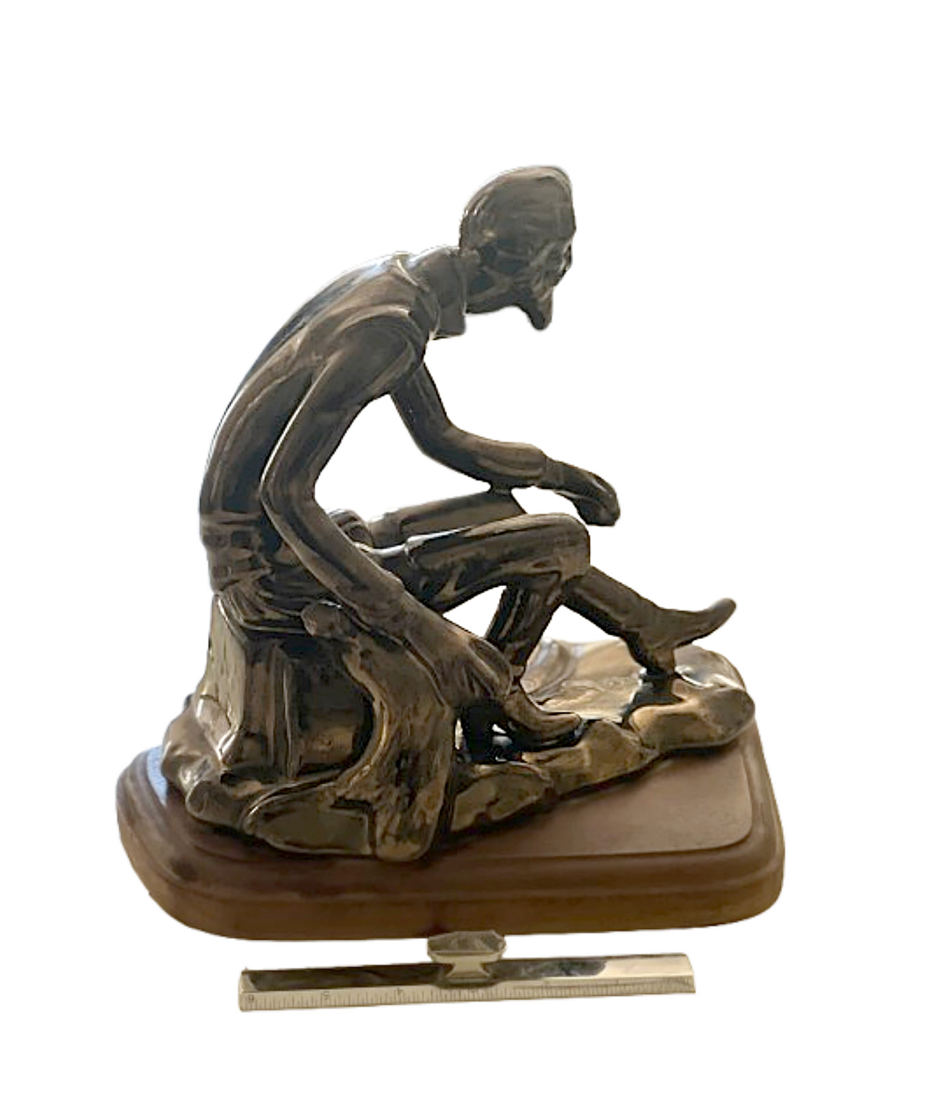 Quijote Shiny copper color ceramic statue
