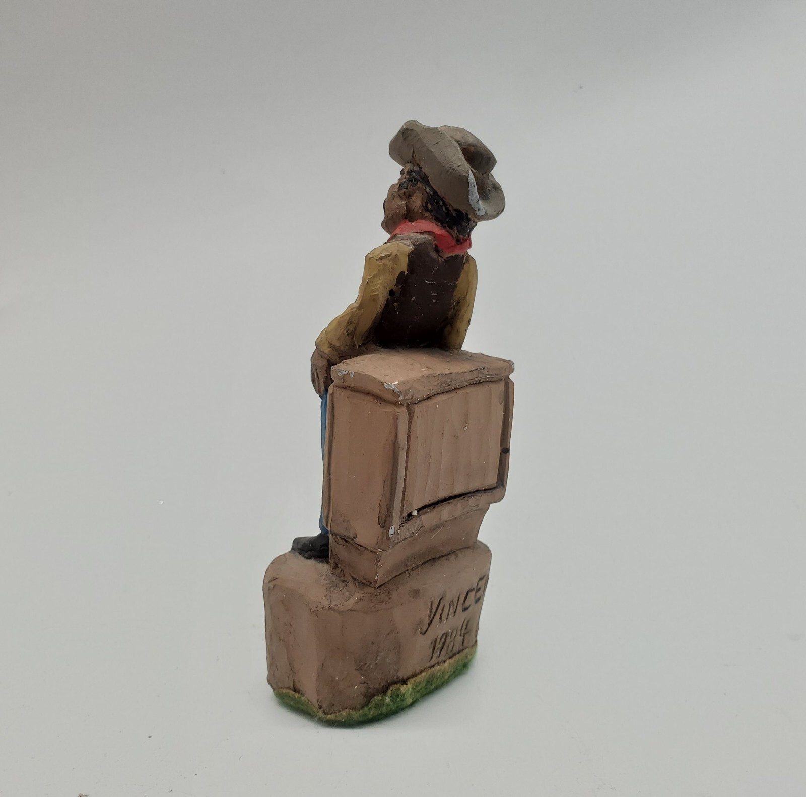 4″H Vintage J Vincent Cowboy Saloon Break Wild West Studios ChalkWare Figurine