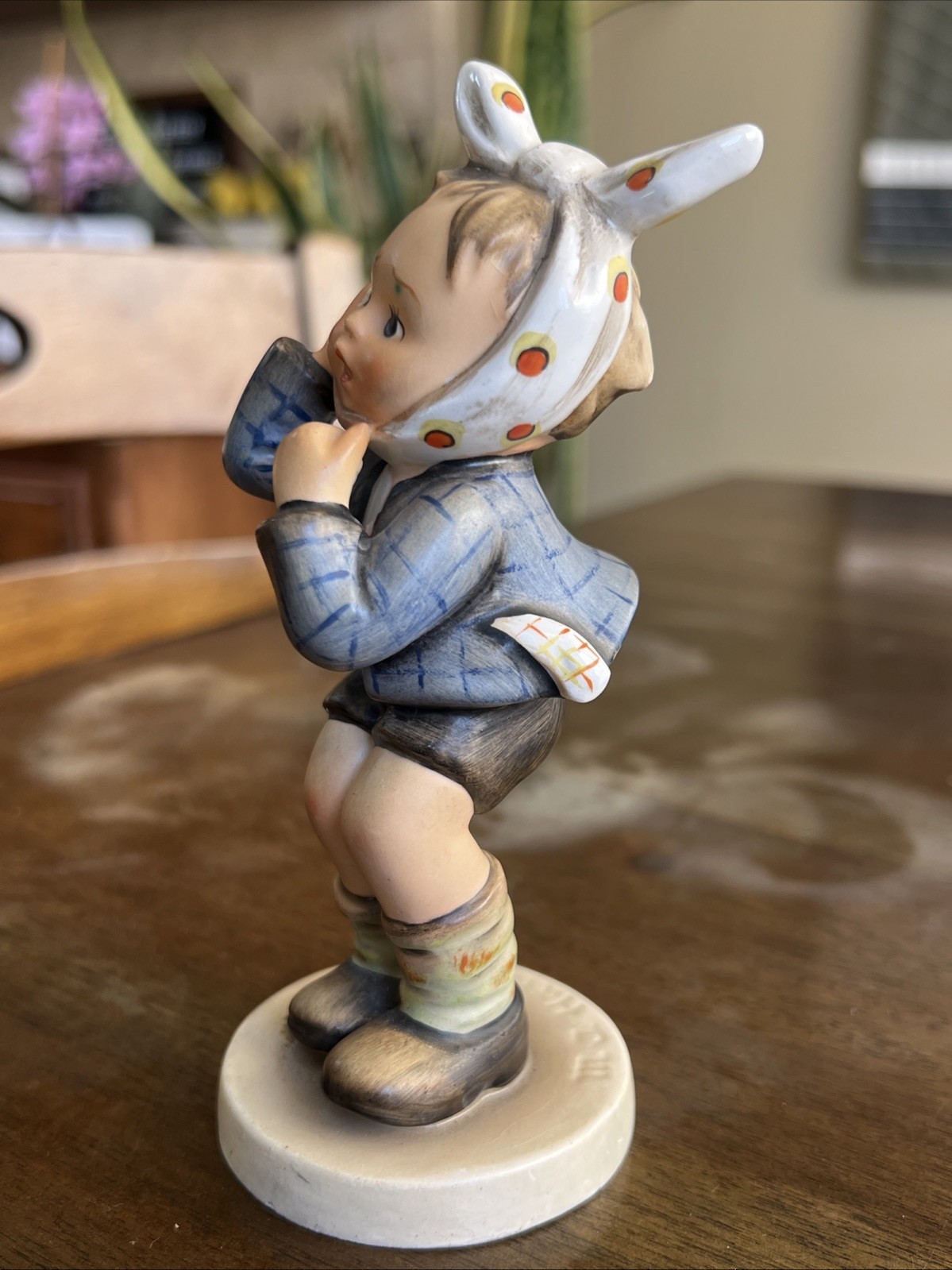 Rare Hummel Goebel Boy With Toothache 217 Figurine TMK 2 Full Bee – 1950 1959