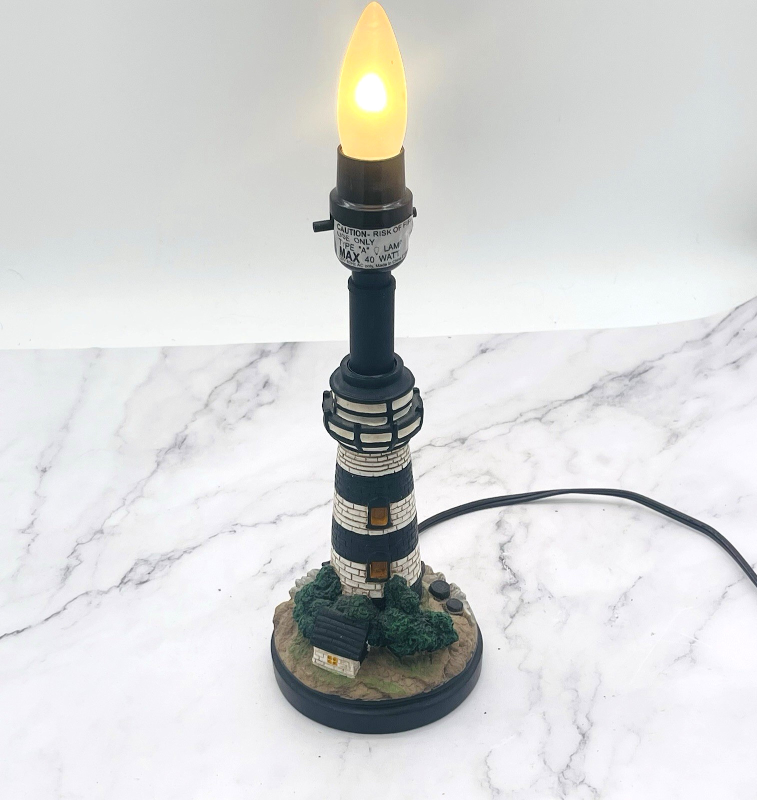 3 Resin Lighthouse Figurines Florida Virginia and Table Lamp Lot of 4