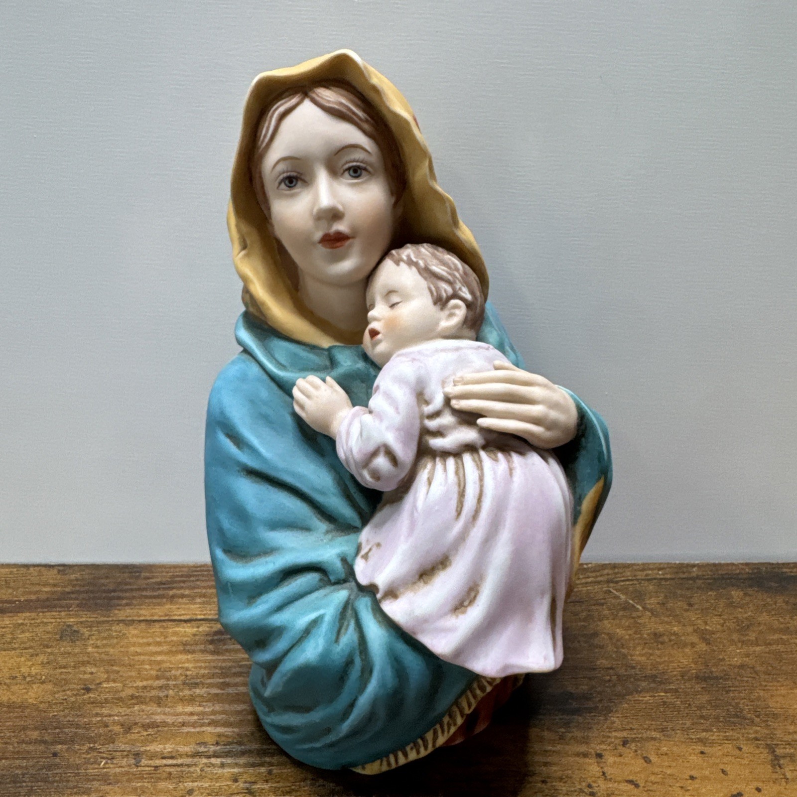 Roberto Ferruzzi “Madonna of the Streets” Figurine Roman Ceramica Excelsis 1982