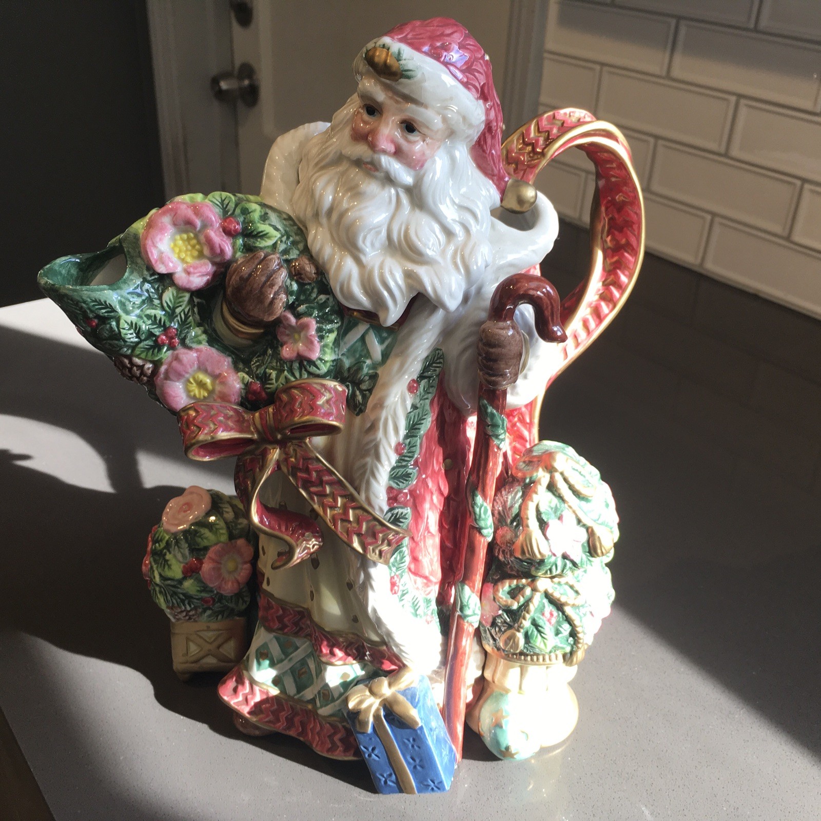1996 Fitz & Floyd Classics Snowy Woods Santa Porclelain Teapot Pitcher Figurine