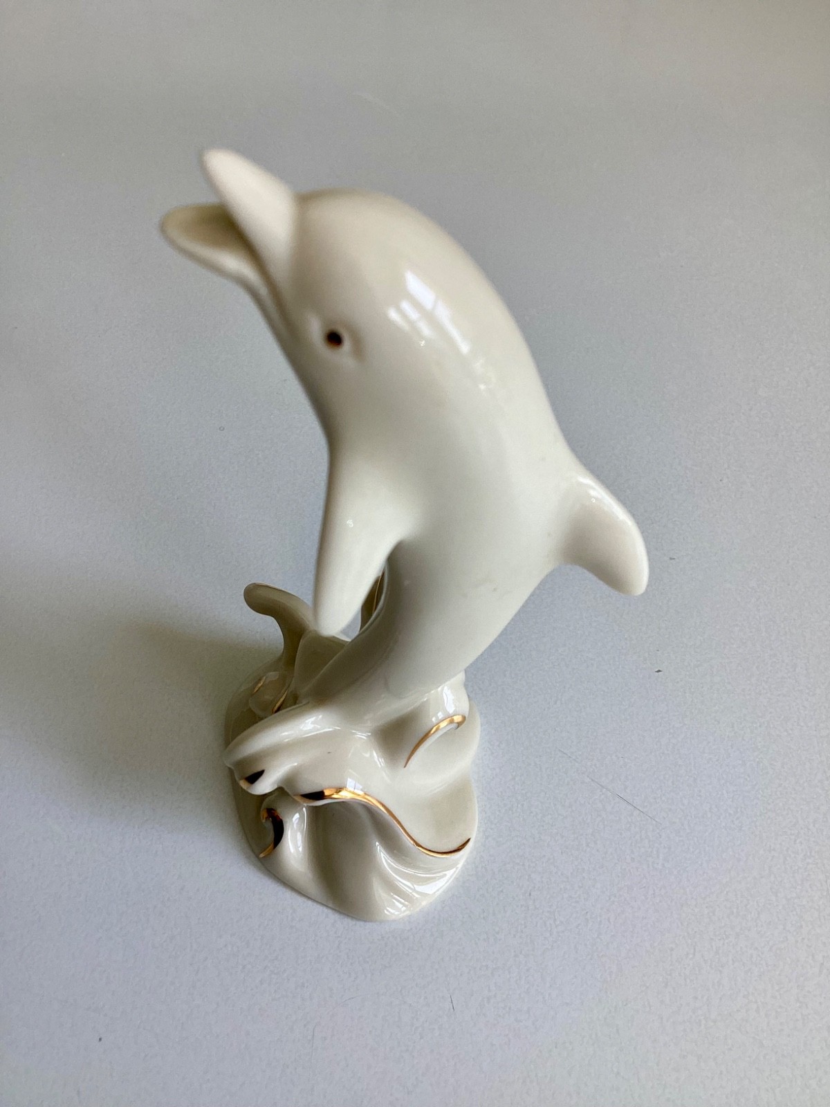 Lenox Jumping Waves Dolphin 4″ Ivory Bone China w/ 24 K Gold Trim Free Shipping