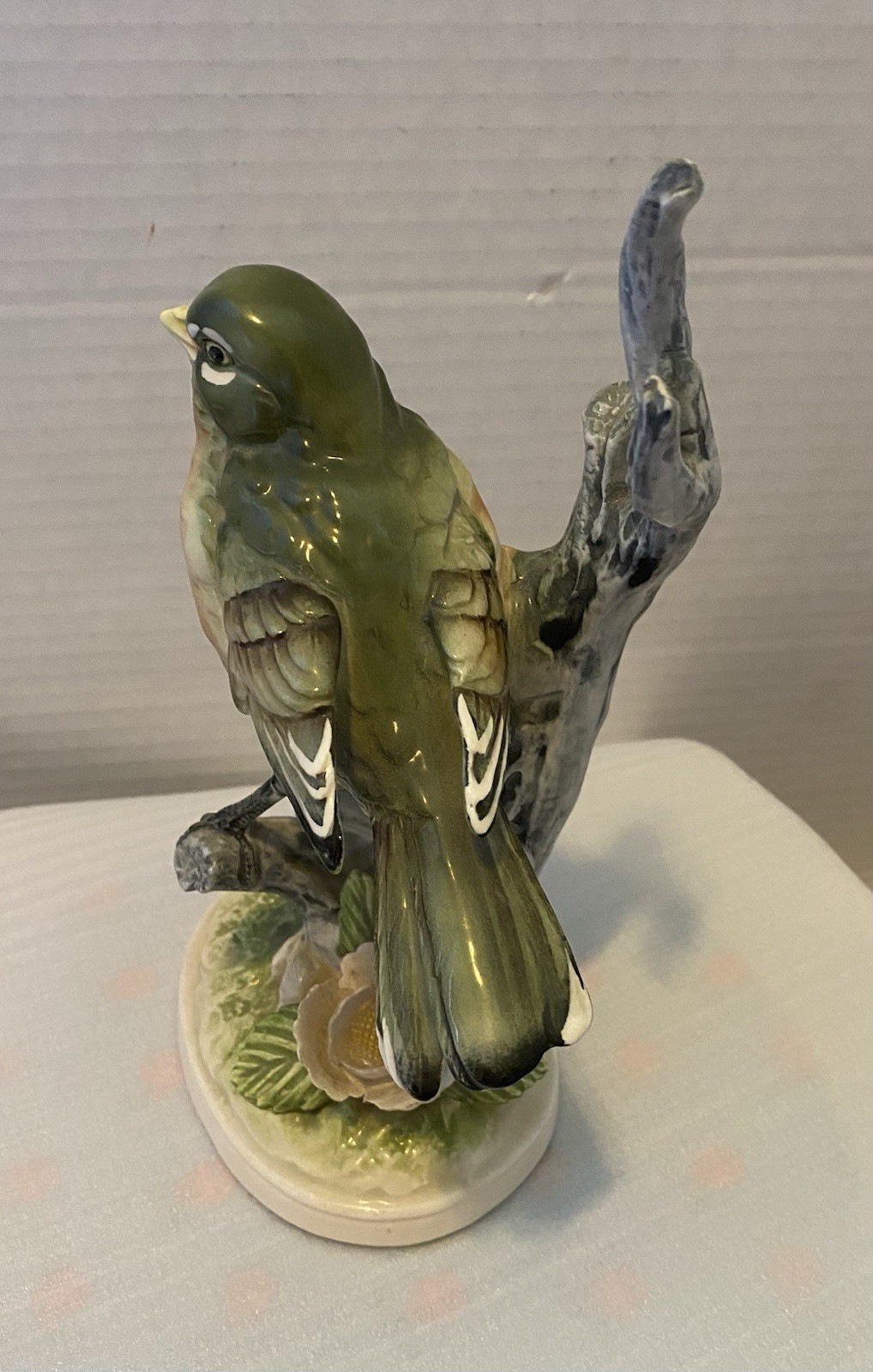Unmarked Glazed Ceramic Robin On A Branch Figurine 7.5”