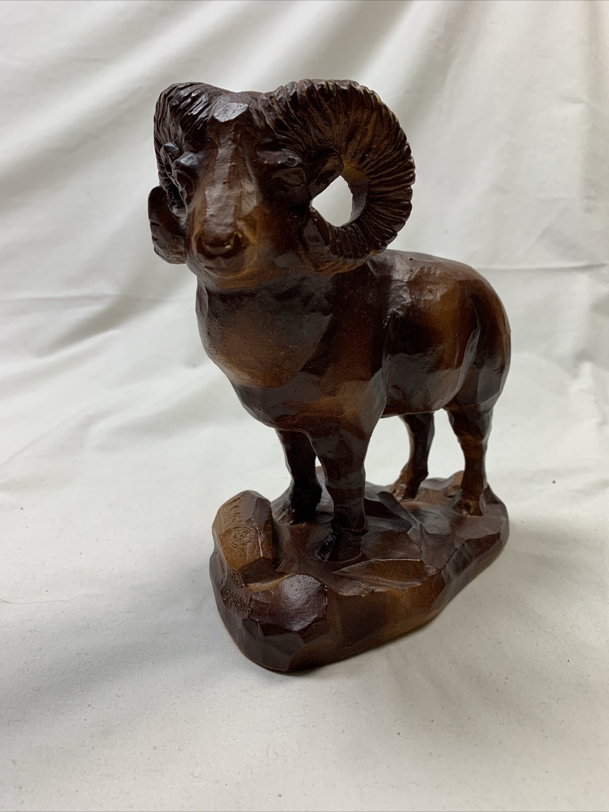 Vintage Amy Artcrafts Resin Sculpture Big Horn Ram Made in Calgary B.C. Canada