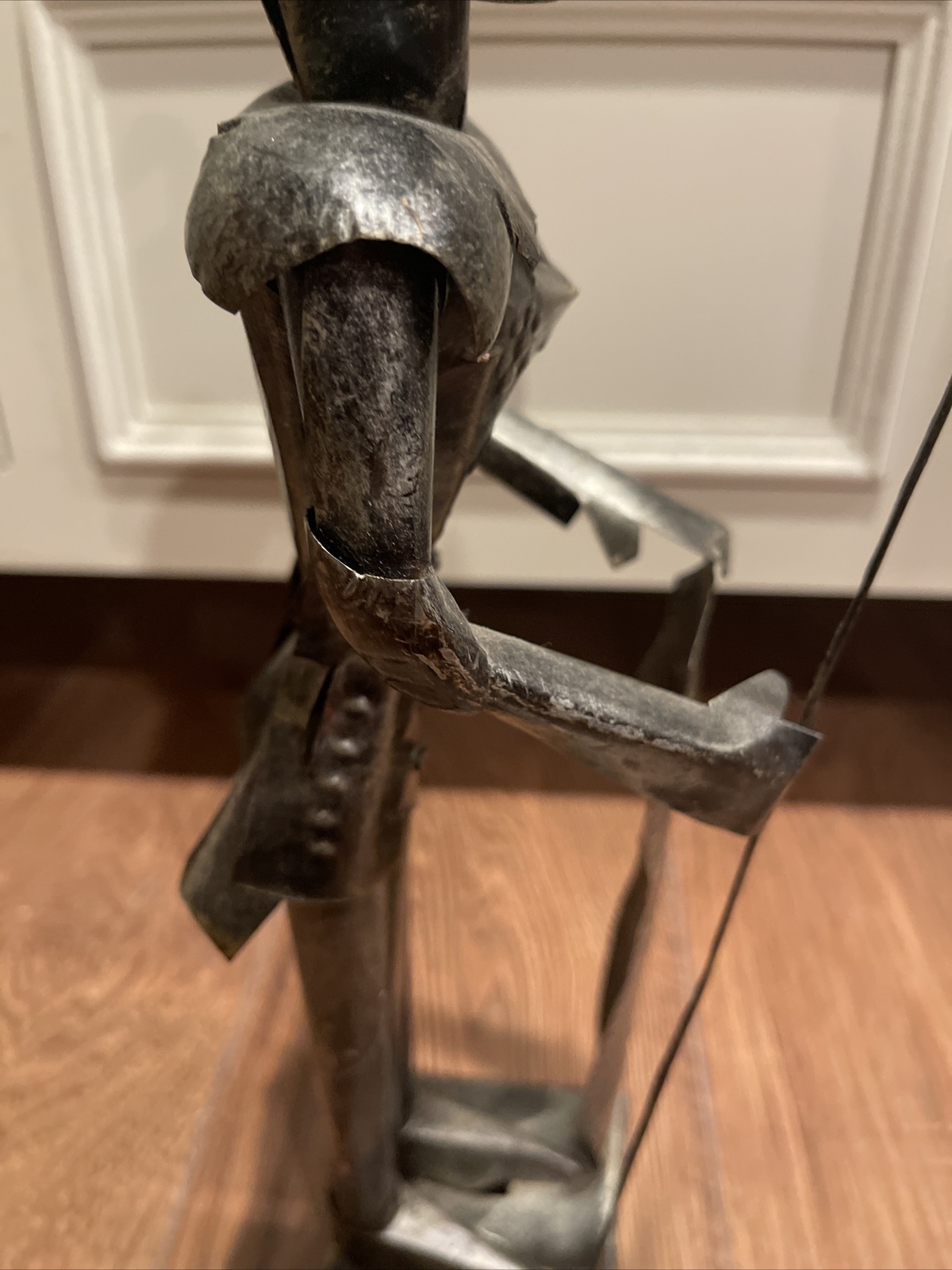 Vtg Metal Armored Knight Medieval Conquistador -16”Tall – Mexican Folk Art