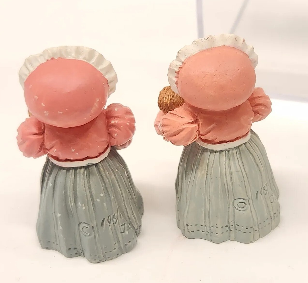 1991 JC OWL Mother Child DOCTOR GRANDMA Waiter CHEF Banker People Figurine