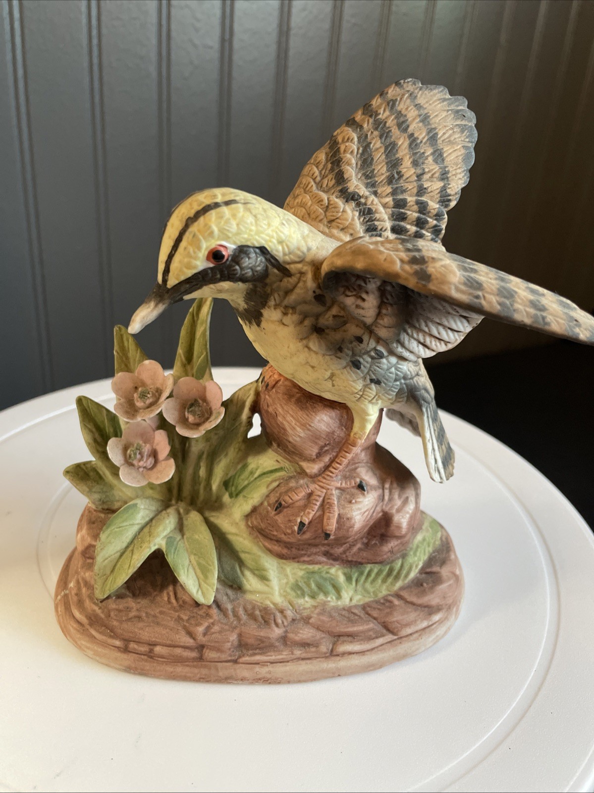 Vintage J. Byron Royal Crown Hand painted Meadowlark Bird Figurine #4648 @1842