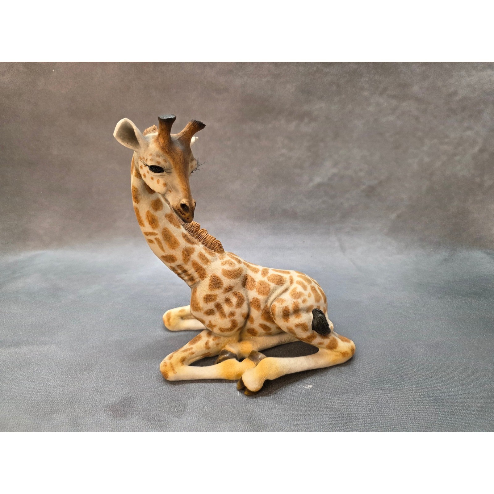 Home Interiors Giraffe Figurine Children of the Savann 12673-06 Eyelashes 2006