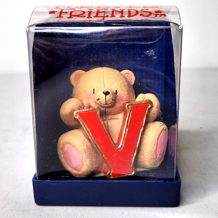 Andrew Brownsword Forever Friends Bear w/Letter V Hallmark Figurine in Box #1294