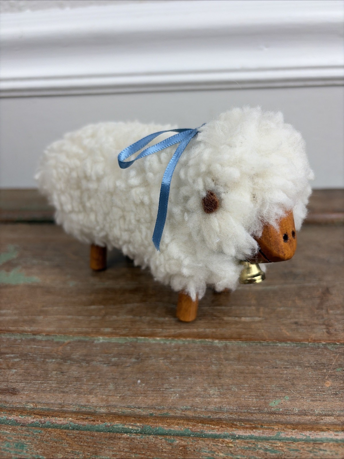 Vtg Handcrafted White Love Ewe Figurine Flocked Wooden 5.75” Long Shelf Sitter