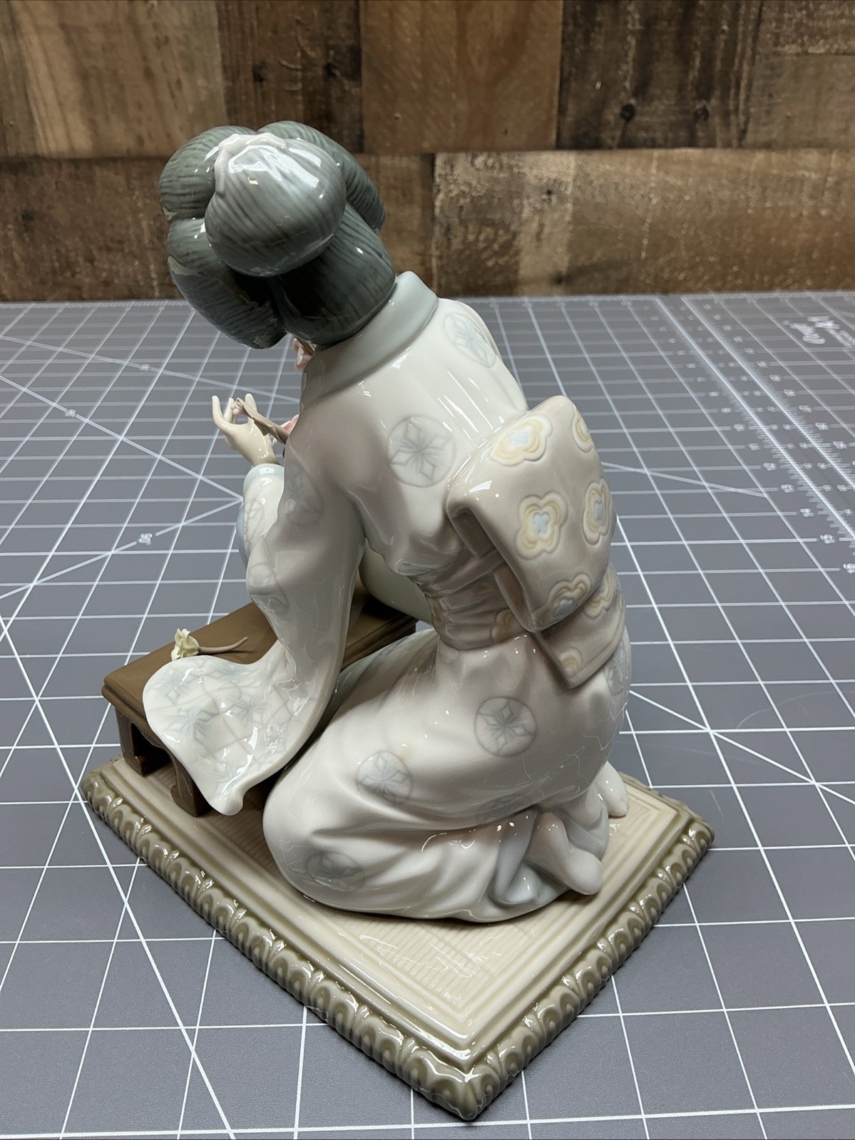 Lladro Japanese Geisha Flower Arranger Porcelain Figurine 4840 Glaze Excellent!