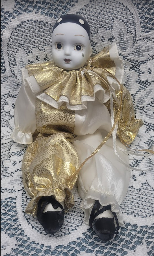 San Francisco Music Box Company Wind Up 13″ Porcelain Doll White and Gold