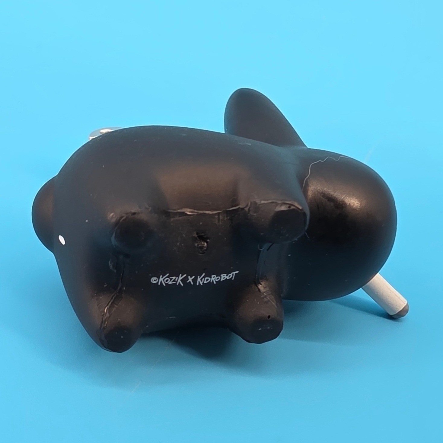 Frank Kozik x Kidrobot Smorkin Mongers Series 1 Stabbed Black Labbit Vinyl
