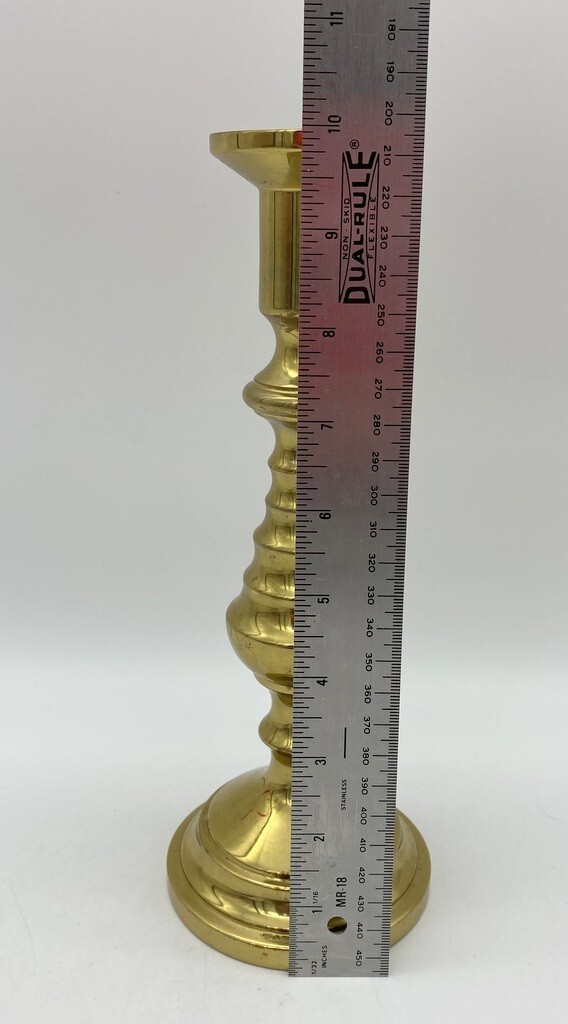 Solid Brass Virginia Metalcrafters USA made 10″ candlestick 2 lbs 8 oz Beehive