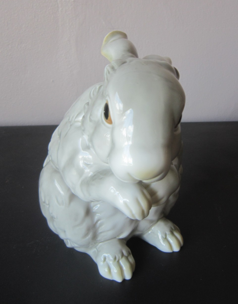 New! 8″ Light gray PORCELAIN BUNNY FIGURINE Model #A2004 Rabbit statue Decor