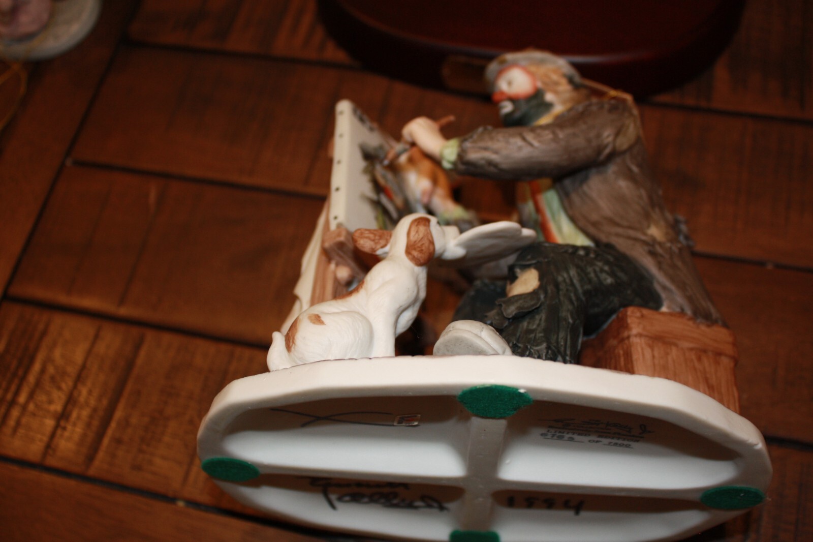 EMMETT KELLY JR. HAND SIGNED AUTOGRAPHED 6765 “ARTIST AT WORK” WITH ORIGINAL BOX