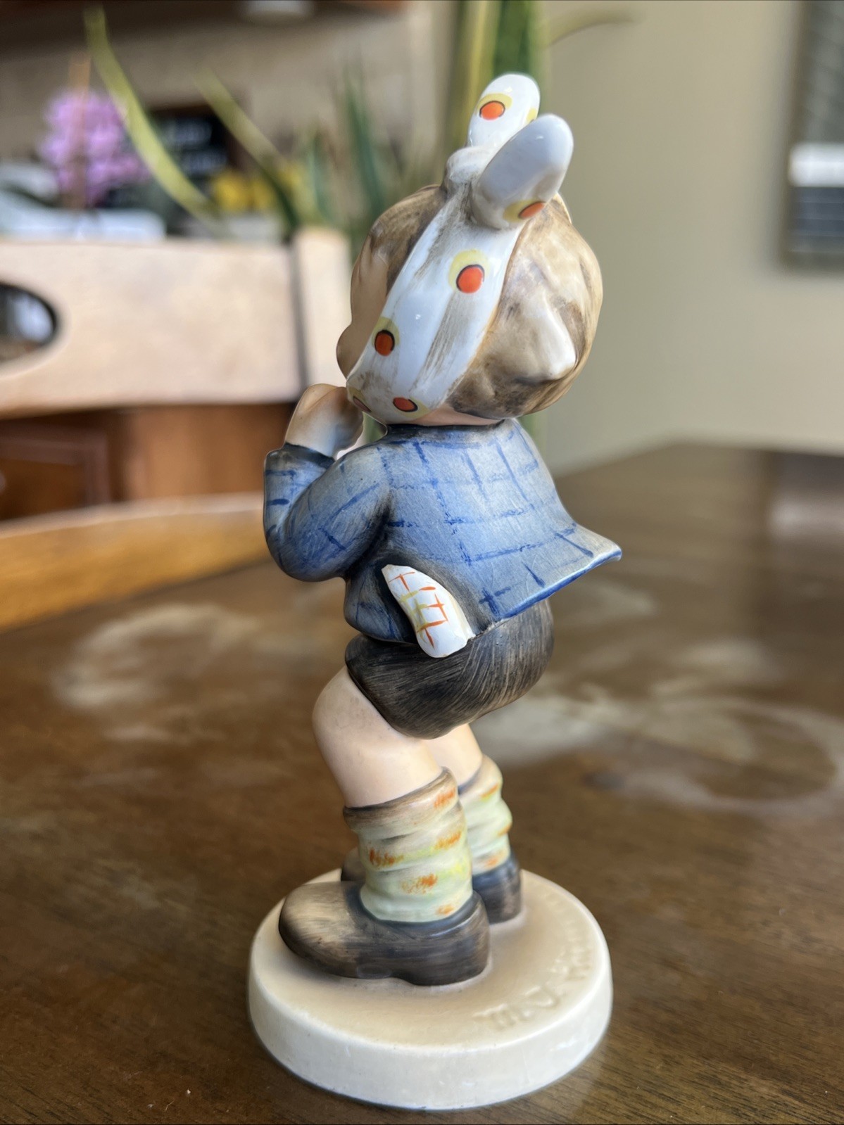 Rare Hummel Goebel Boy With Toothache 217 Figurine TMK 2 Full Bee – 1950 1959
