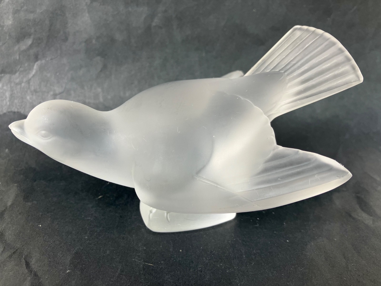 LALIQUE Crystal Frosted Art Glass Dove 5.25″ with Head Up, etched Signed