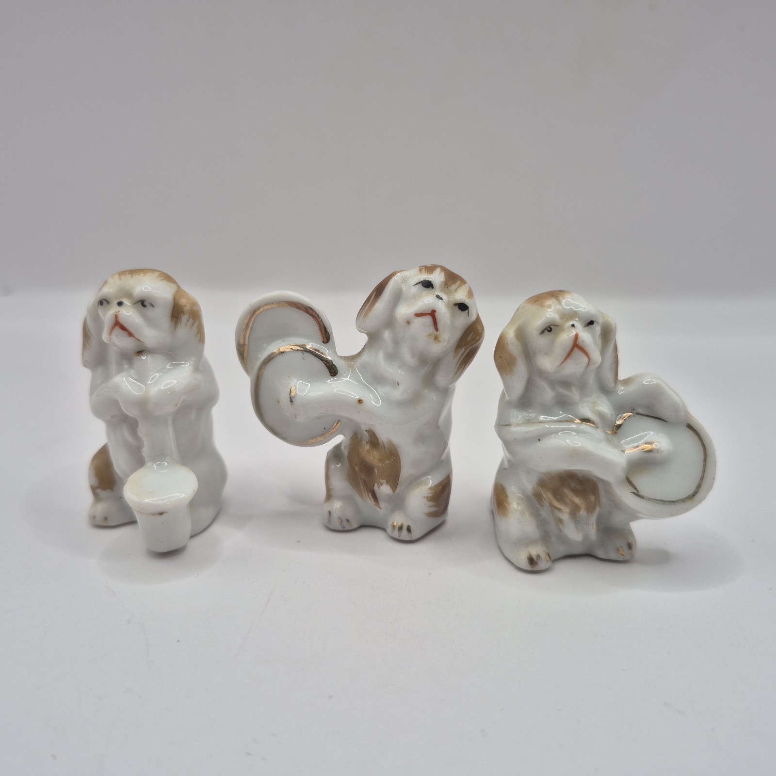 Vintage Miniature Porcelain Spaniel dog figurines Playing Instruments – Japan