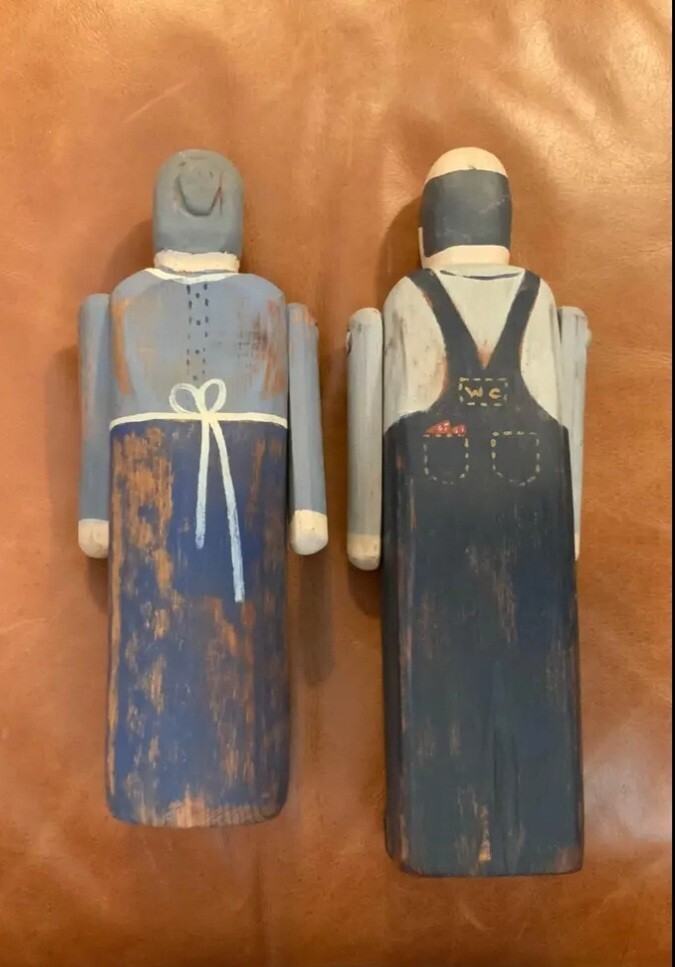 Folk Art Wolf Creek Wood Carvings country farmers couple signed Betty Hines 1987