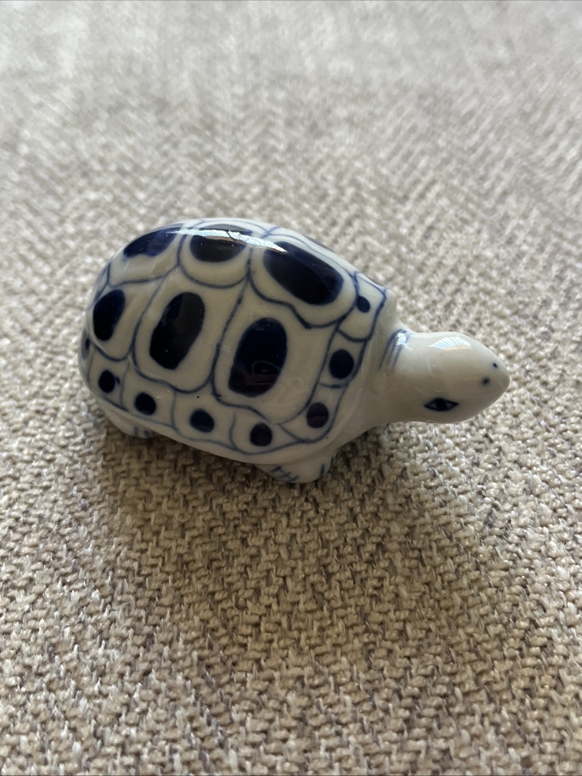 Vintage Small Blue & White Ceramic Tortoise Turtle Figurine Delft Style Unmarked