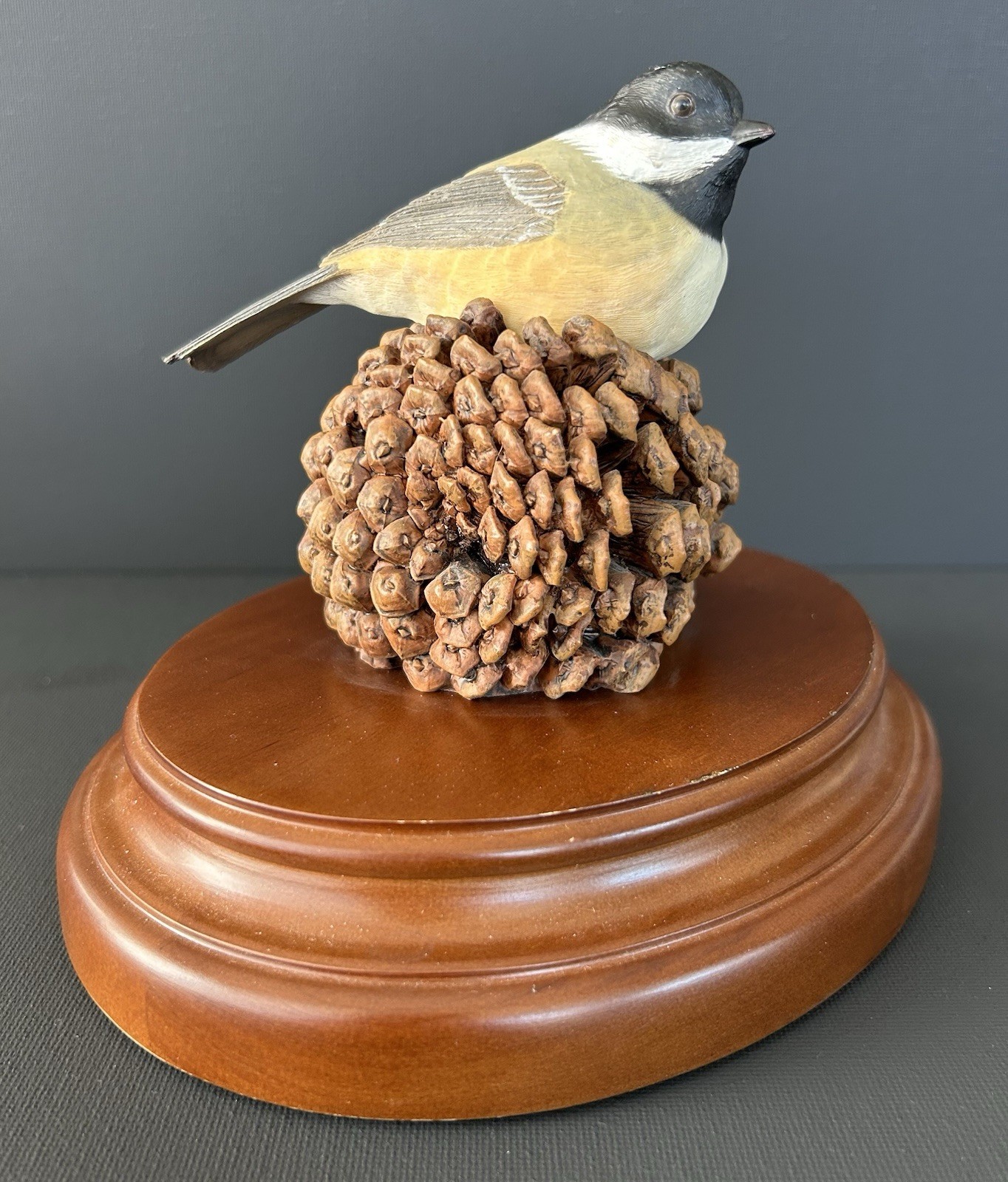 RARE Bob Kroese Pheasants Forever Chickadee On Pinecone Sculpture Figure SIGNED