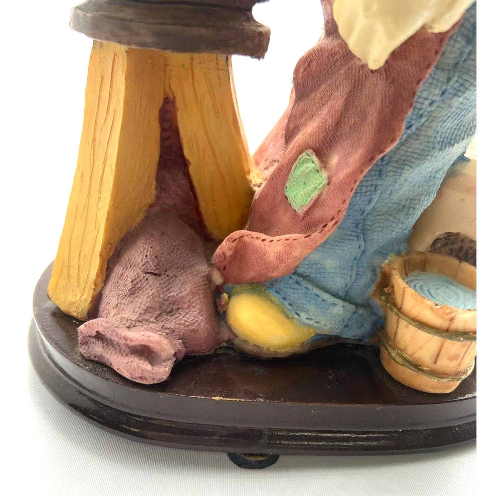 Artmark Marlo Collection Figurine “Boy Sculpting Teddy Bear” 7” Vintage Resin