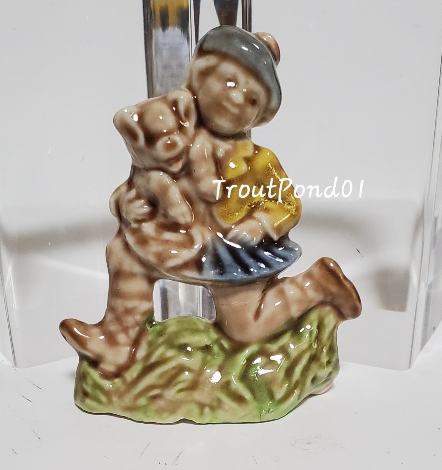 Wade Nursery Favourites Figurine #10 1973 Set 2 Tom the Piper’s Son Blow Up FLAW