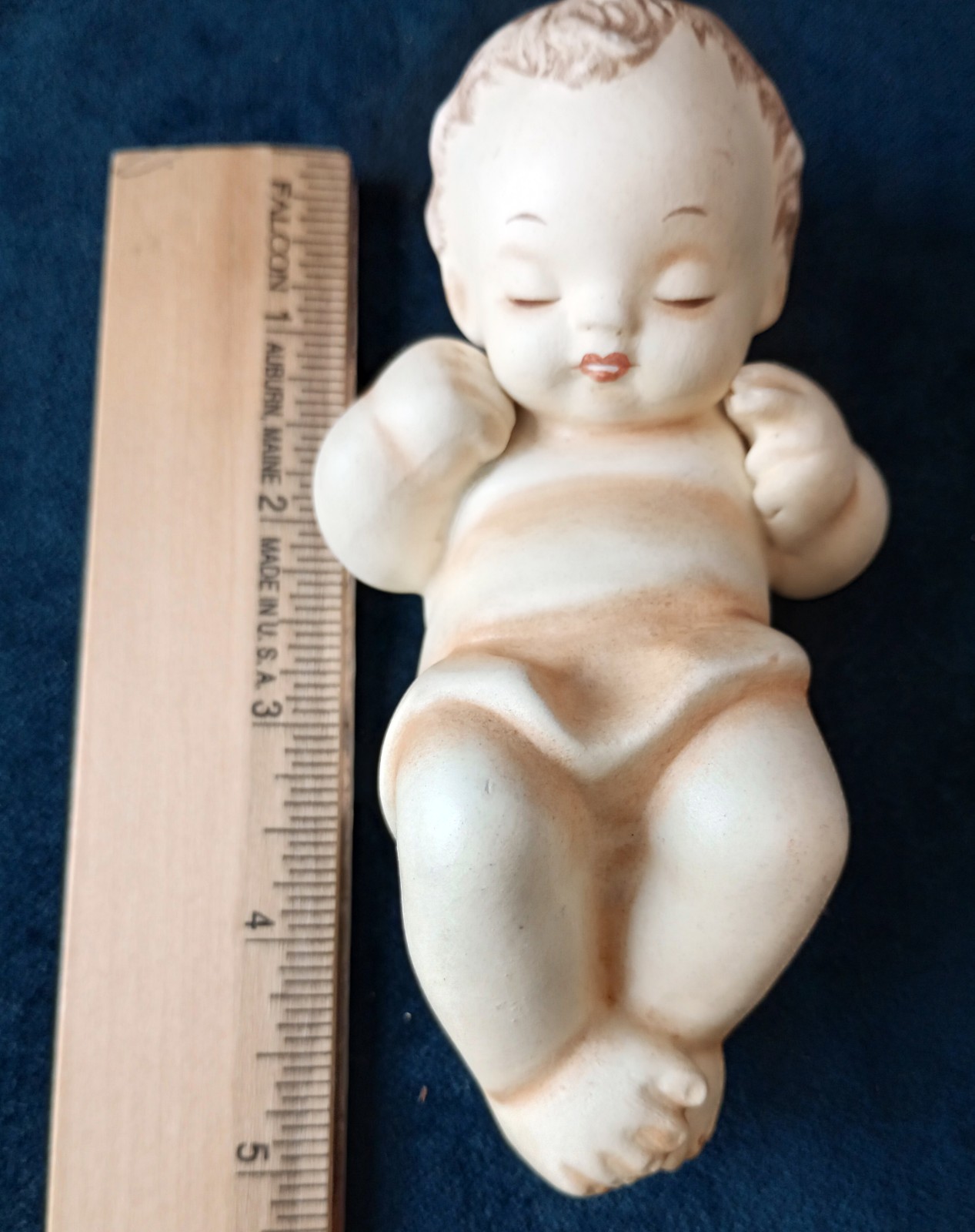MJ Hummel 5″ Long Baby Jesus with Full Bee Western Germany 1950 – 1959 Ceramic