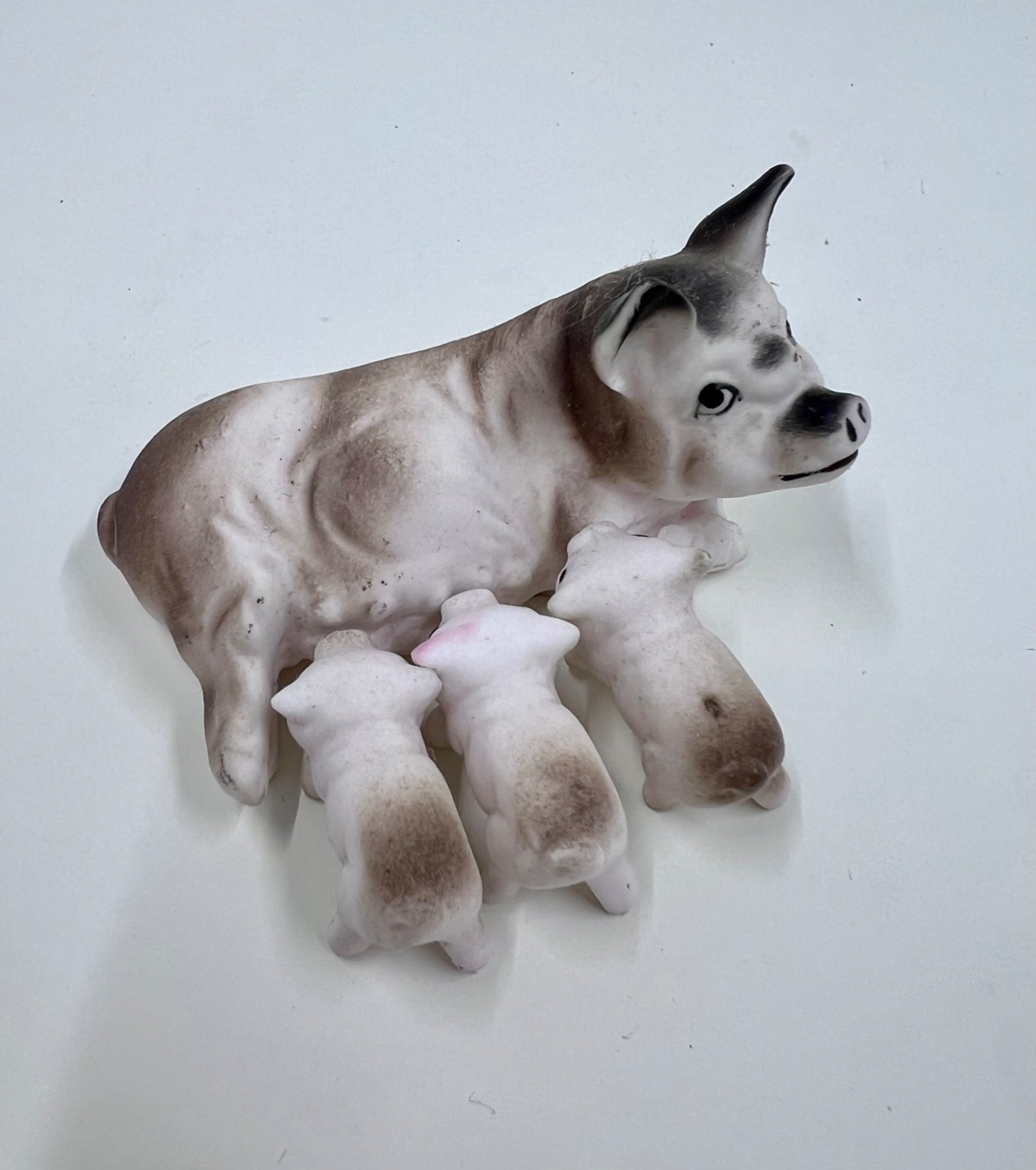 VTG Bone China Miniature Mother Pig Sow with 3 Piglets – Good Condition