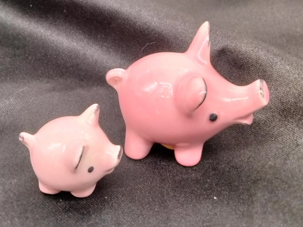 Vintage Goebel Pink Pigs Figurines W. Germany Set of 2 Good Luck Pigs 1-1.75 IN