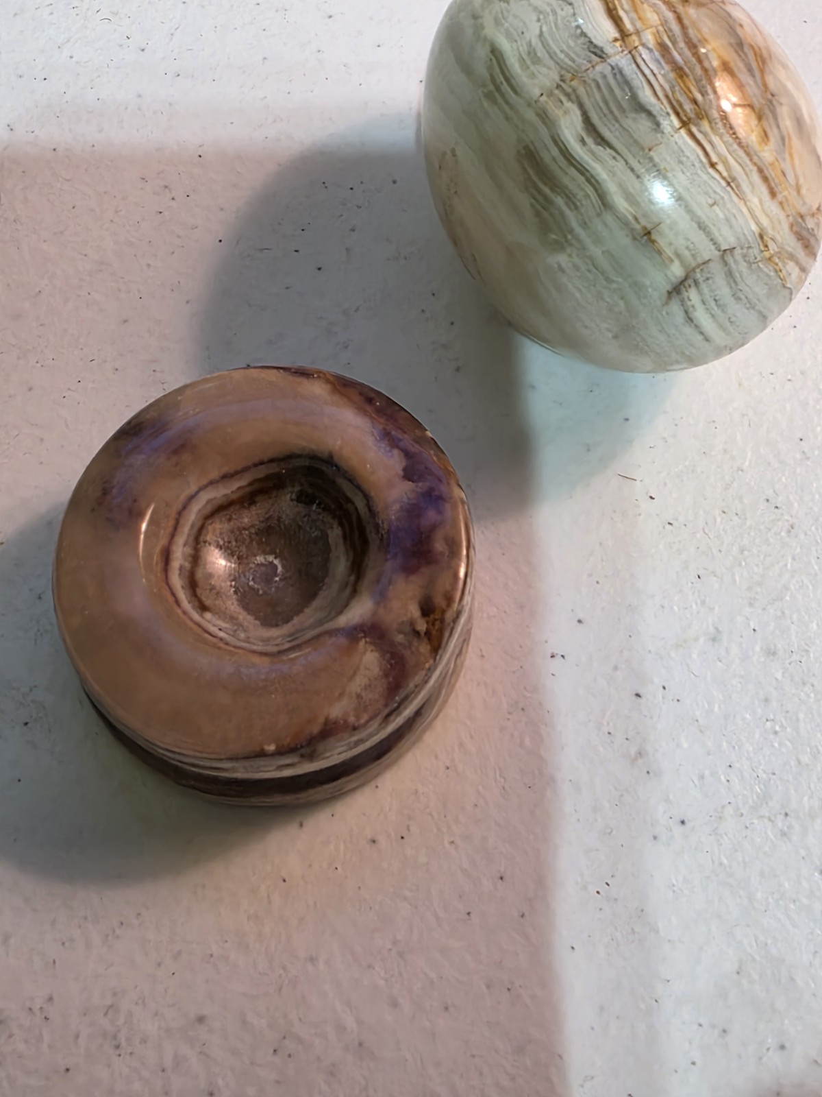 Alabaster Marble Granite Polish Egg Subtle Tan Color Natural Agate And Stand 3.5