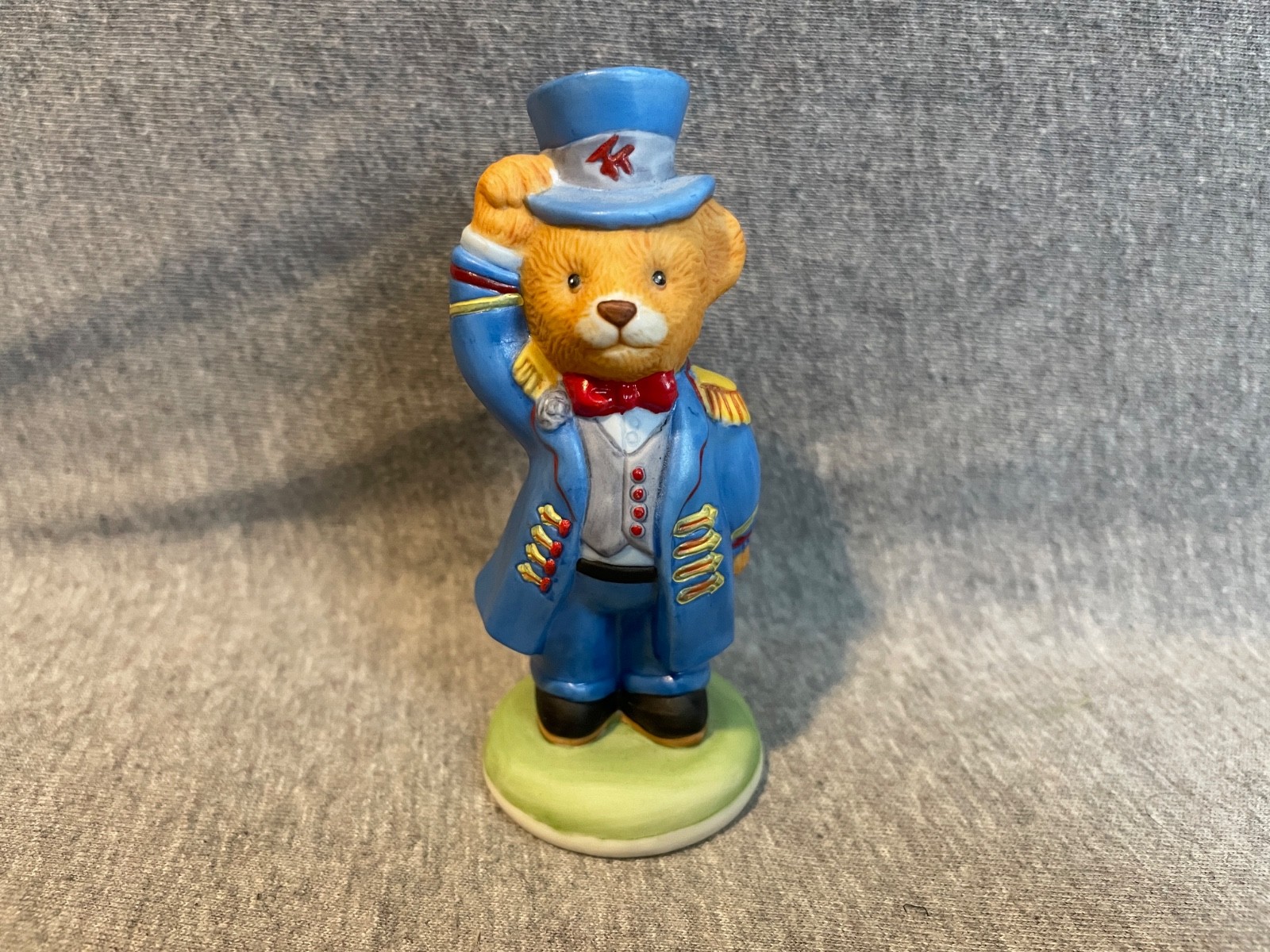 1986 Franklin Mint Hotel Teddington Alfred Porcelain Bear Figure