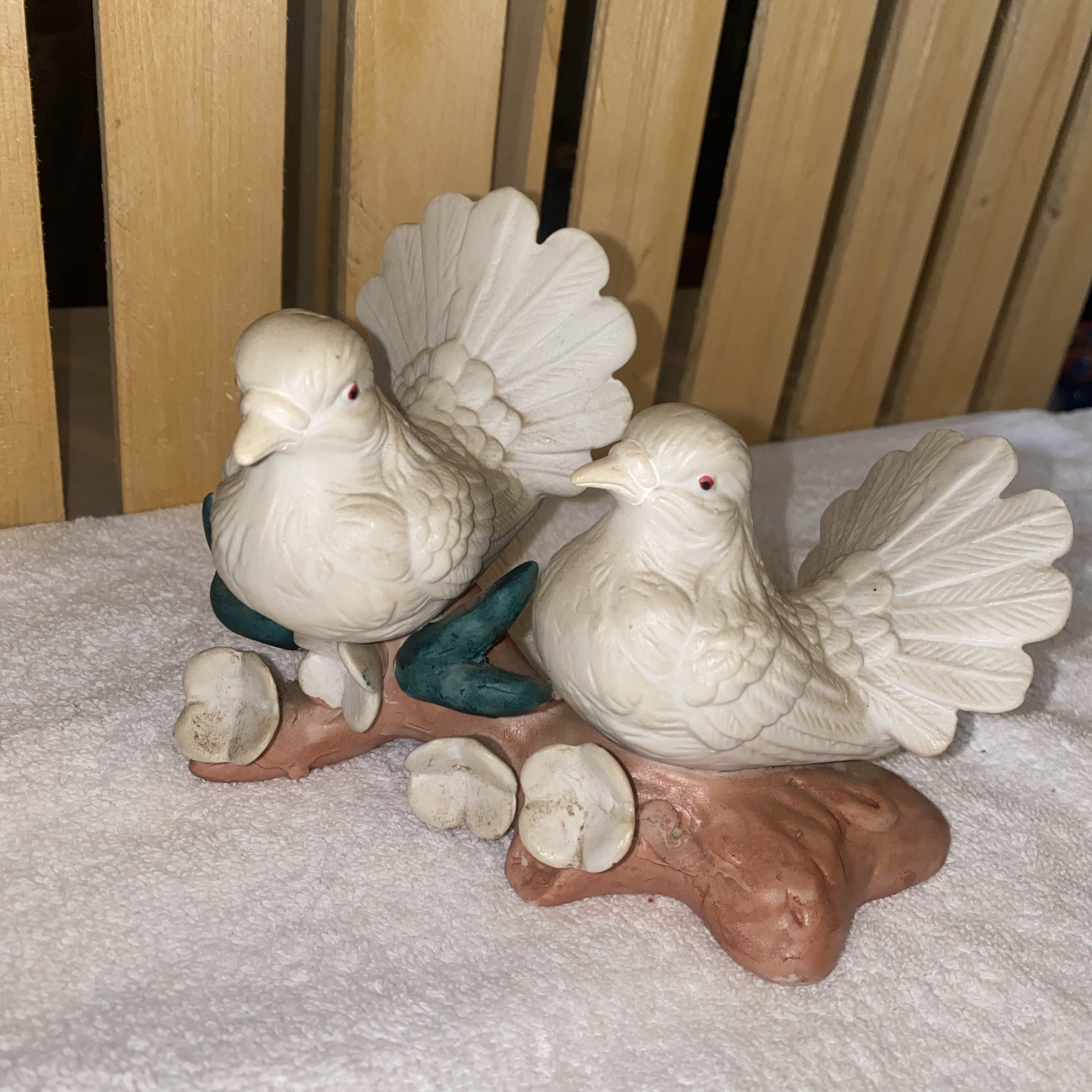 Homco Vintage Porcelain Figurine Courtship Love Doves, White
