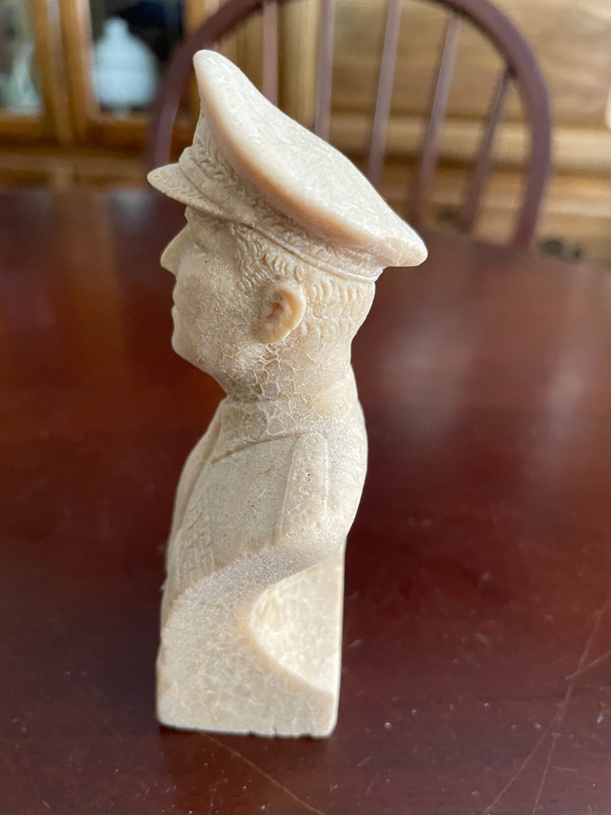 General Douglas MacArthur Bust World War ll Korean War Sandstone 4-1/4″ Tall