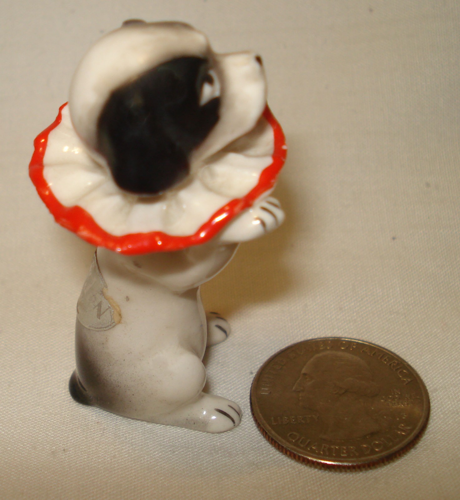 Hagen Renaker S1413 Napco Japan Black Circus Dog Ruffled Collar Mini Figurine