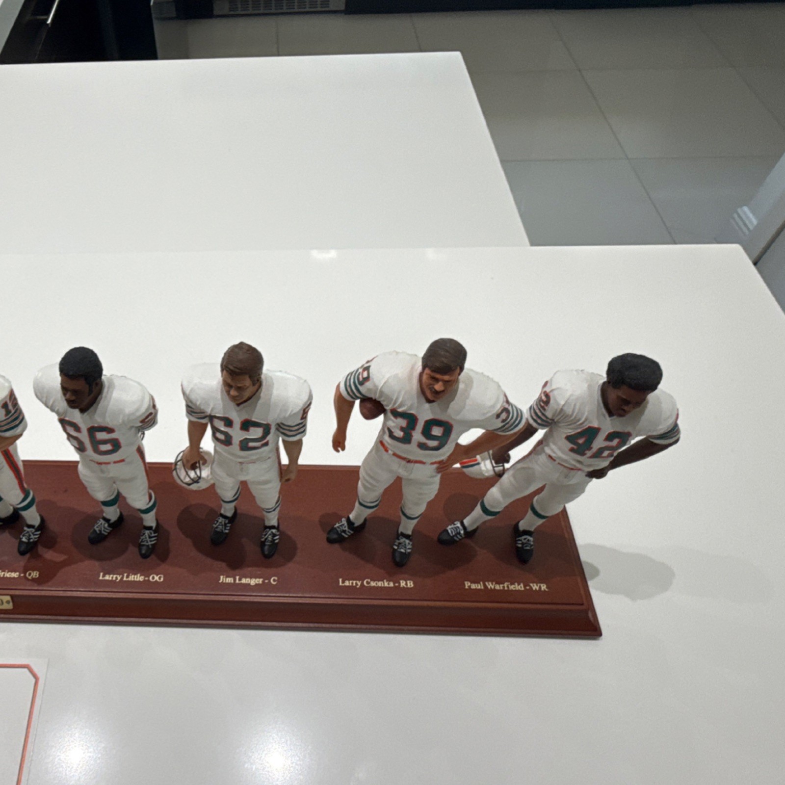 Miami Dolphins 1972 Collectible 17-0 Perfect Season Danbury Figurine