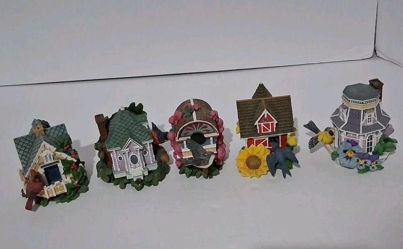 5 Hamilton Collection Bird Houses Cardinal Robin Goldfinch Carriage Country VTG