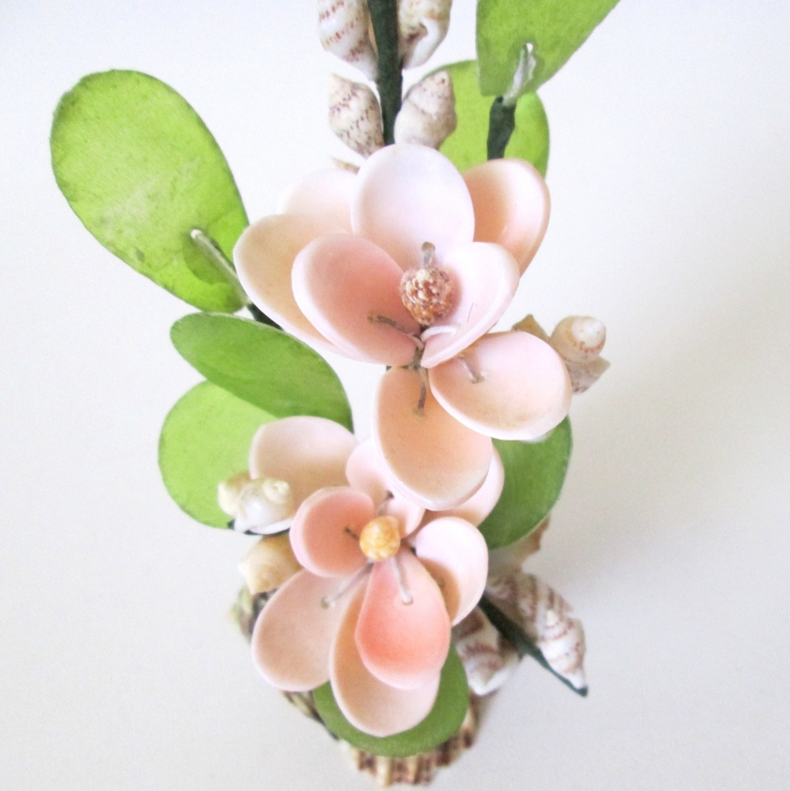Vintage Handmade Shell Flowers In Shell Vase Folk Art 5″ Tall