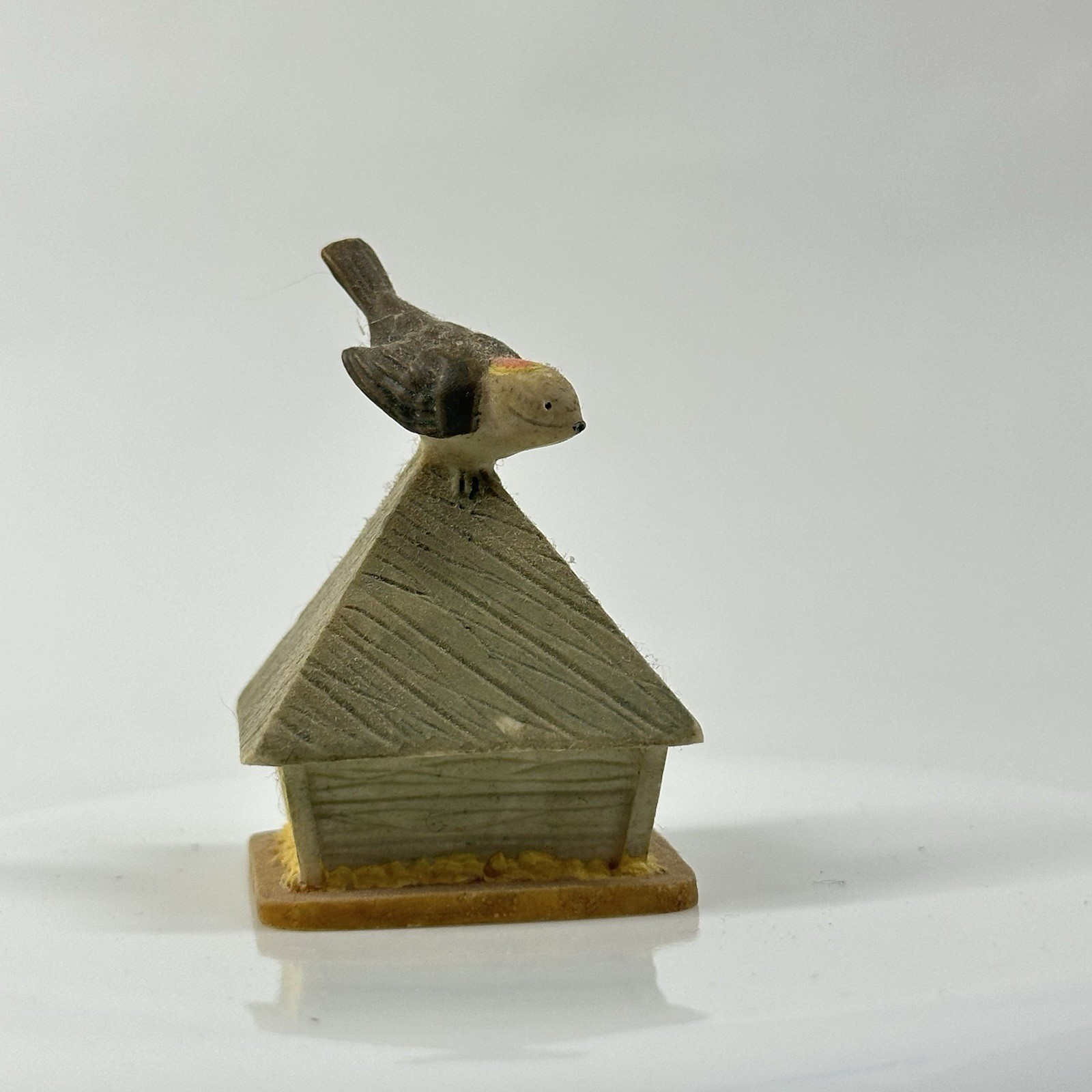 Vintage Lenox Garden Thimble Birdhouses Mini Bird on house miniature