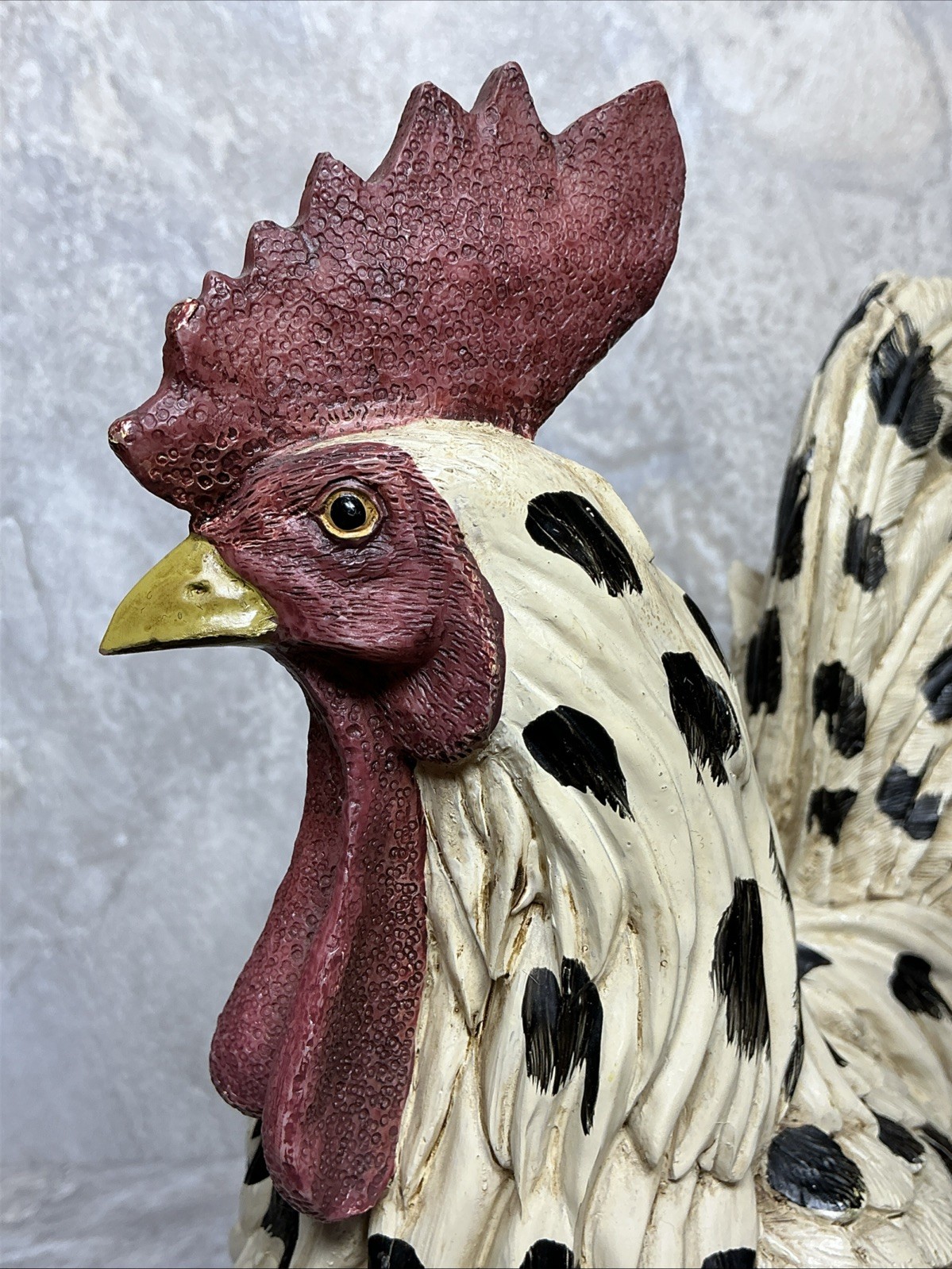 OUNG Vintage Classic Black & White Speckled RESIN Rooster Statue 10.5”
