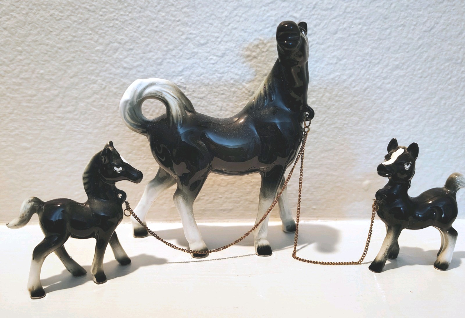 Vtg 1960’s Black and White Mare Figurine with 2 Colts Attached with Chain Japan