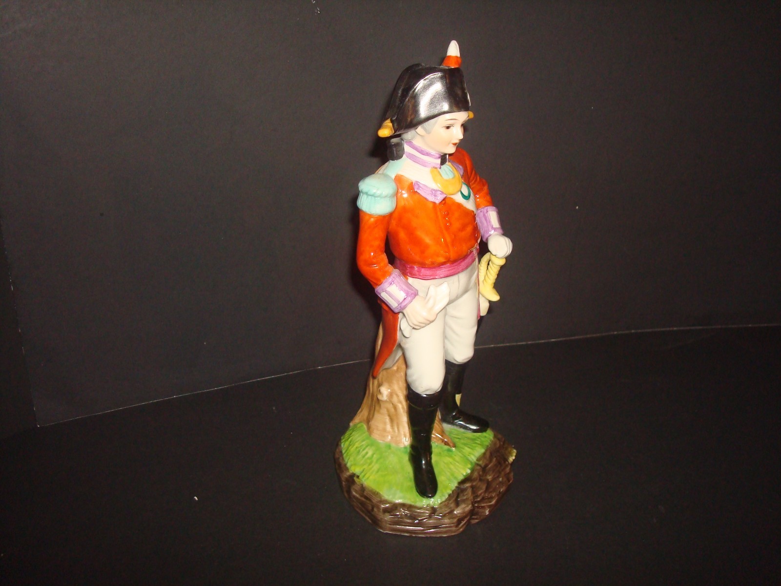 VINTAGE 1950’s BISQUE FIGURINE COLORFUL BRITISH ARMY WELLINGTON by ALFRO LONDON