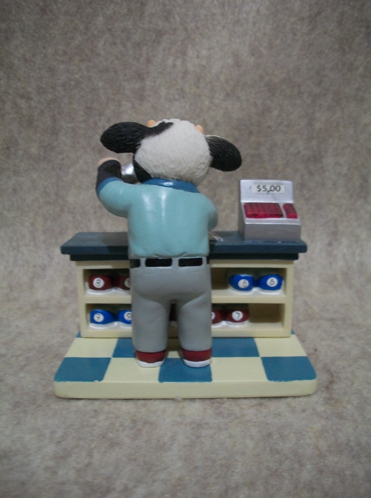 Ship Shape Shoes – Bowling – Mary Moo Moo Cow Figurine