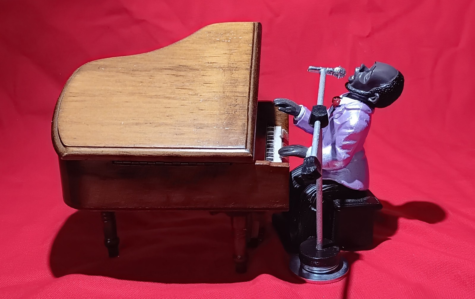 Enesco Singing Piano Player With Boom Mike and Detached Wood Grand Piano