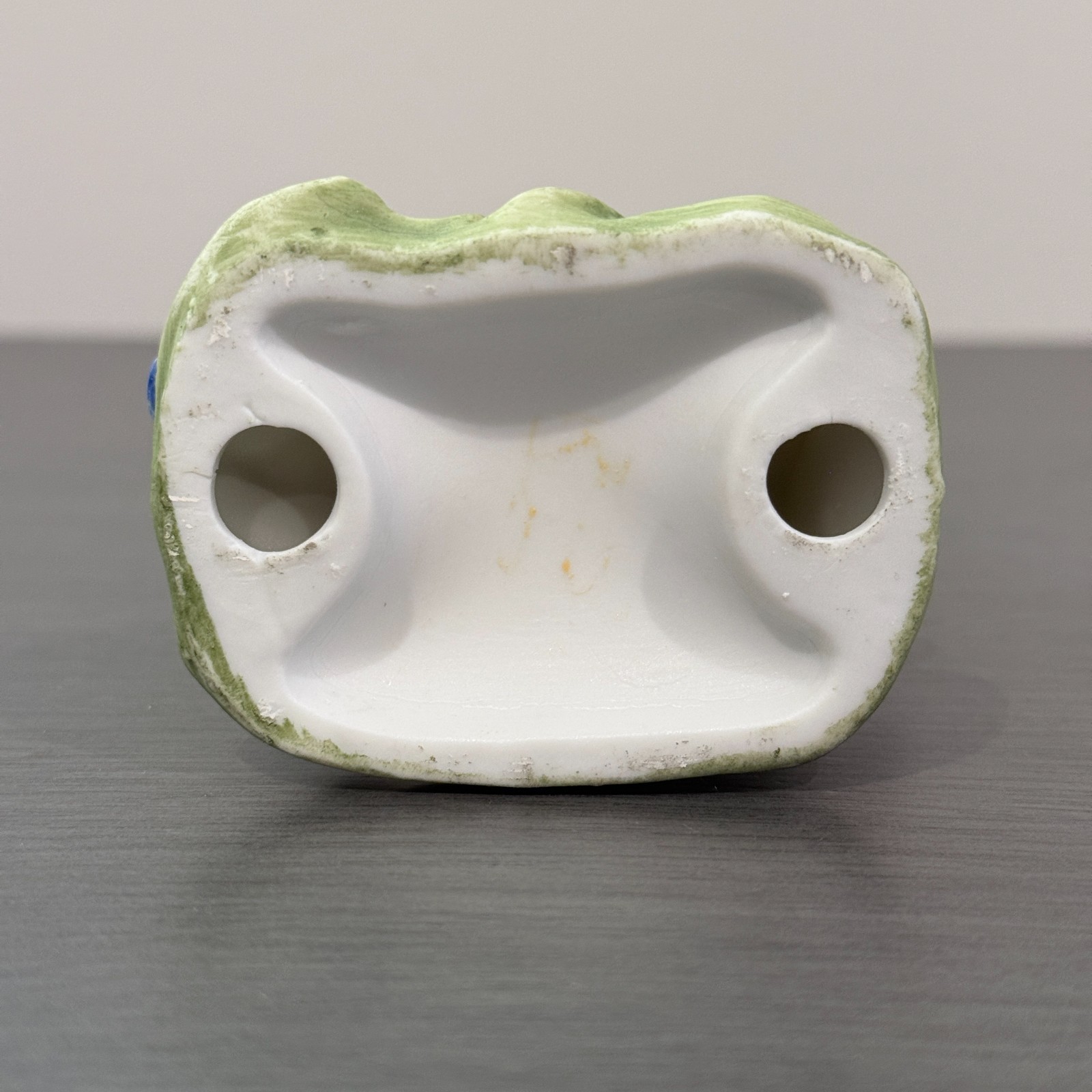 Vintage Blue Jay Porcelain/Ceramic Figurine on Tree Stump w/ Flower
