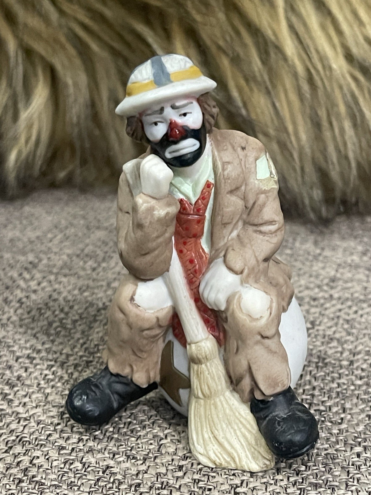 Emmett Kelly Hand Painted Ceramic Clown Figurine Brown Beige Black Red Signed