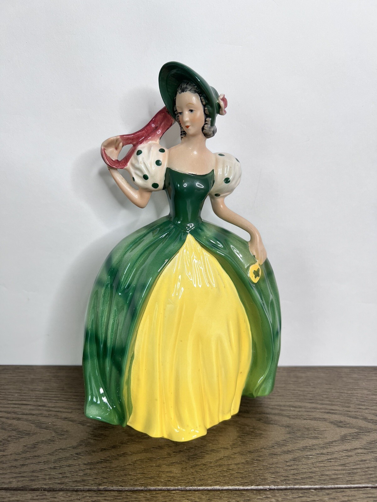 Vtg Goebel Lady Figurine FF118 Southern Belle – 8.5” Green & Yellow Dress