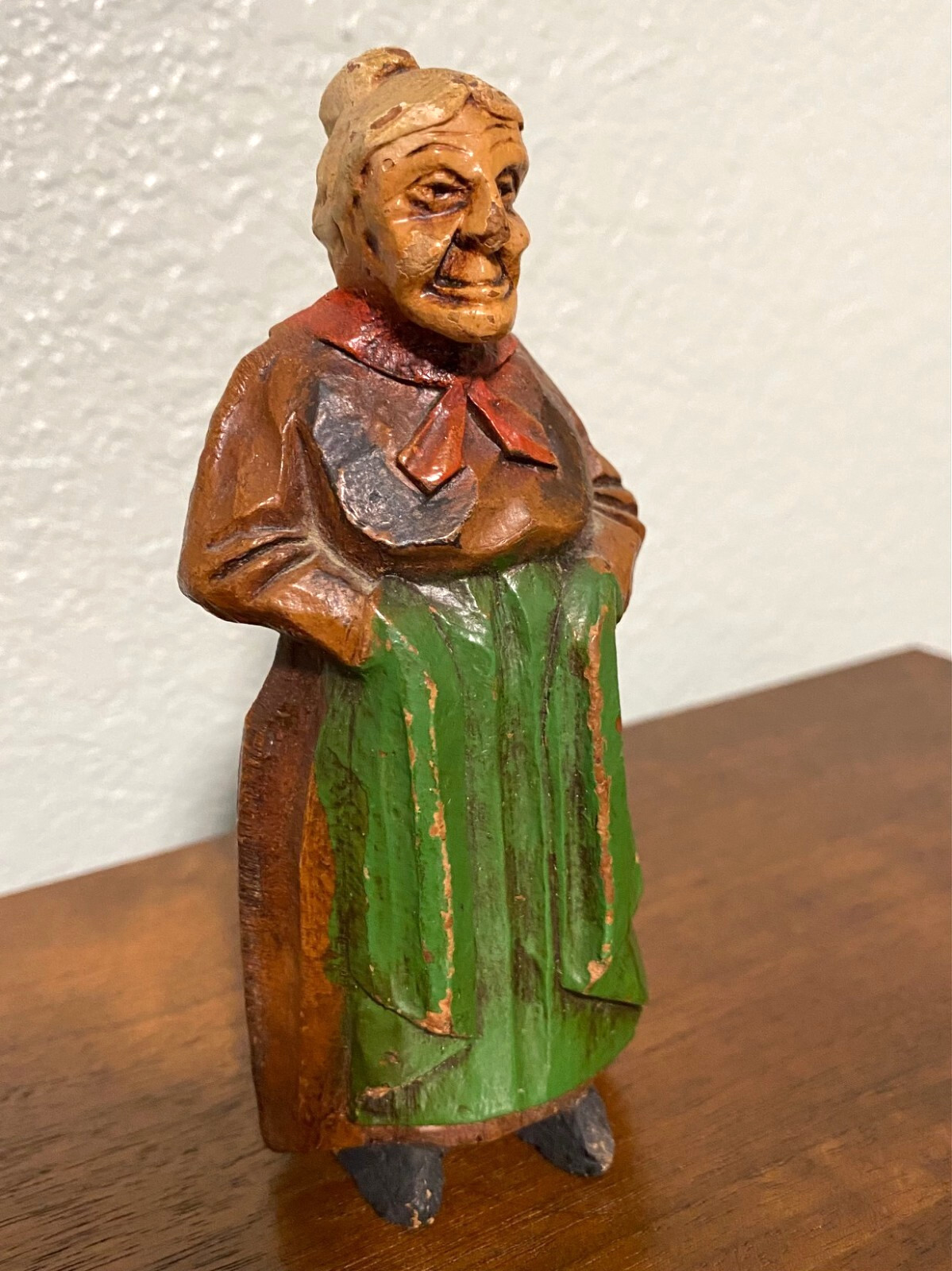Vintage Ceramic Elderly Lady Peasant Green Apron 5″ Figurine Statue
